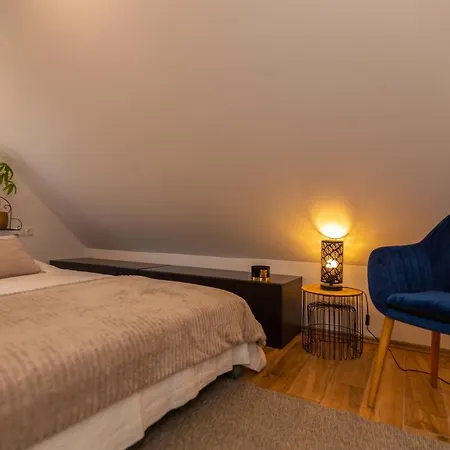 Edvard Villa Poljica (Makarska)