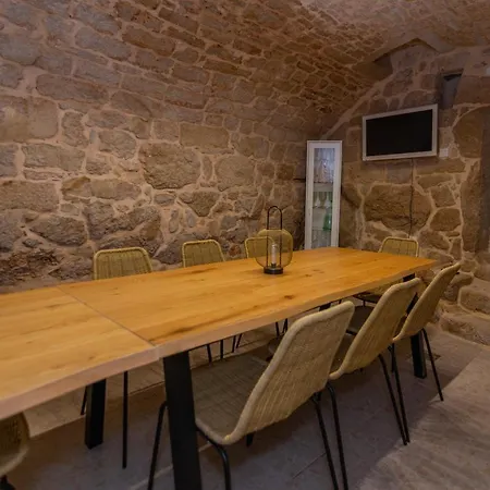 Edvard Villa Poljica (Makarska)