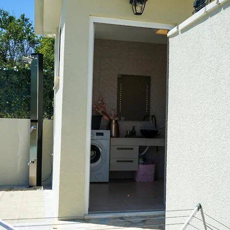 Edvard Poljica (Makarska)