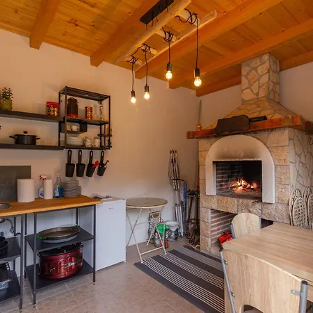 Edvard Poljica (Makarska)