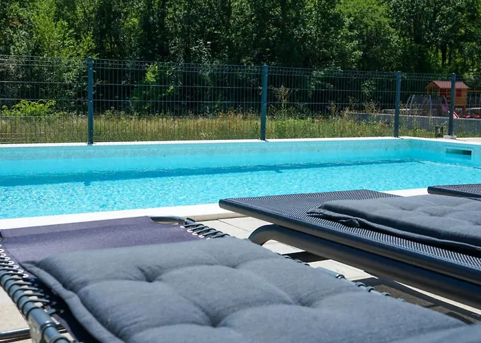 Edvard * Poljica (Makarska)