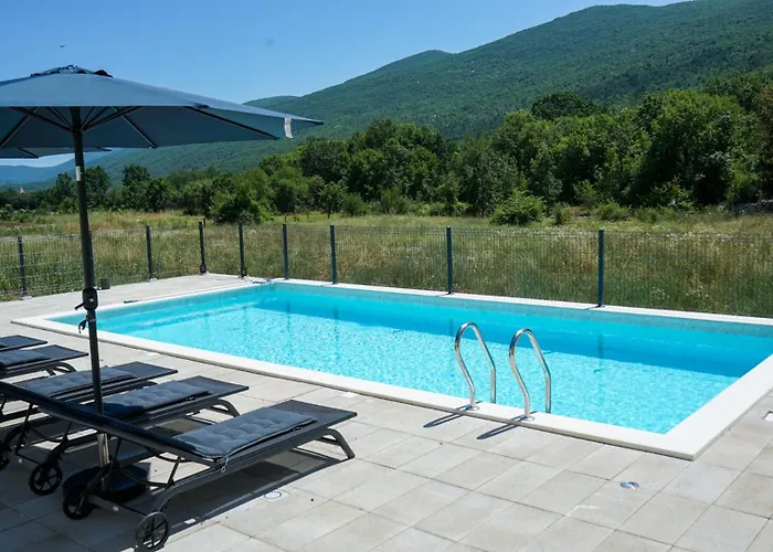 Edvard Poljica (Makarska)